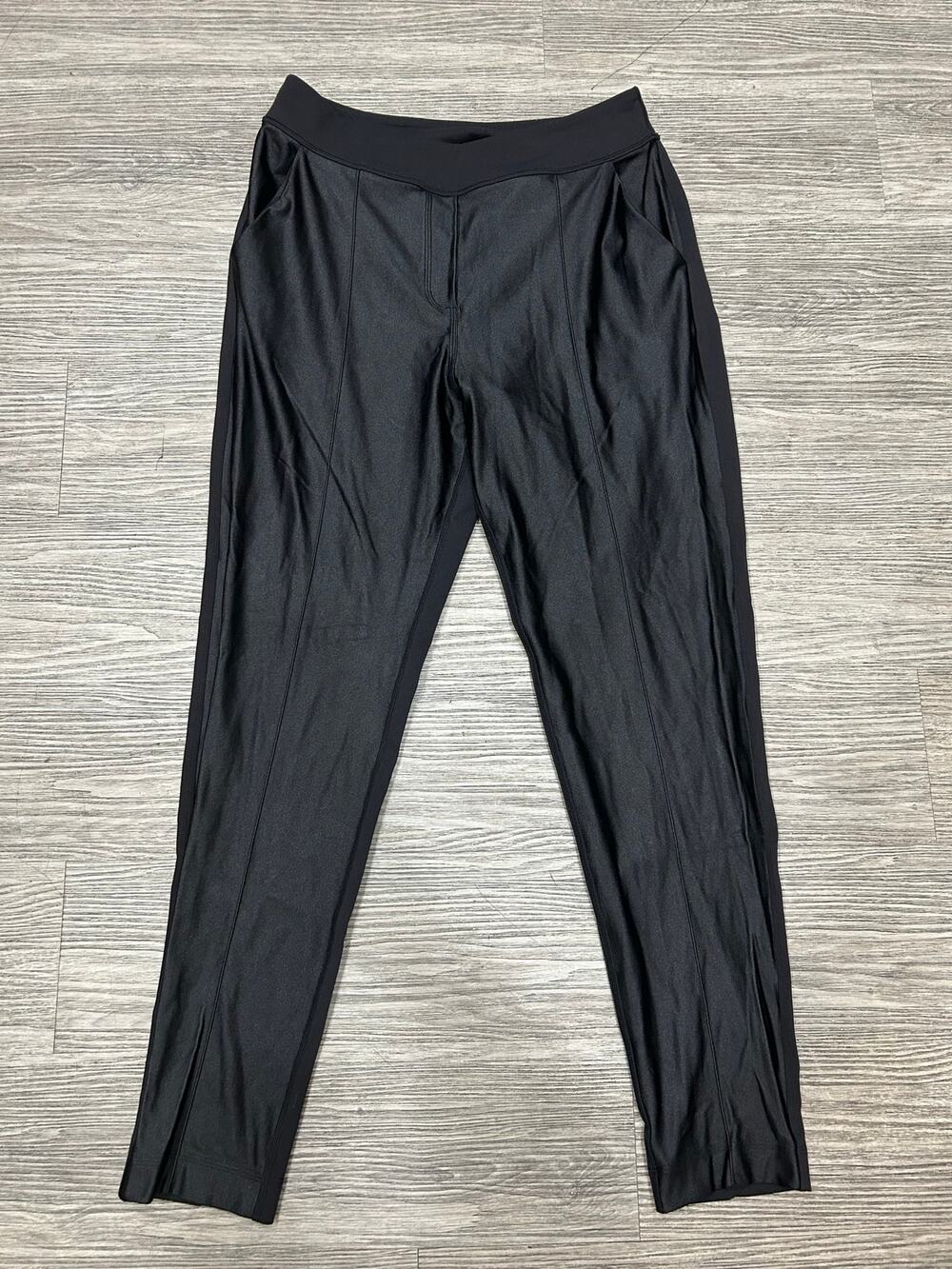 Lululemon Glossy Shine High Rise Pants Black Zip Pocket Leggings Size 6 / 8